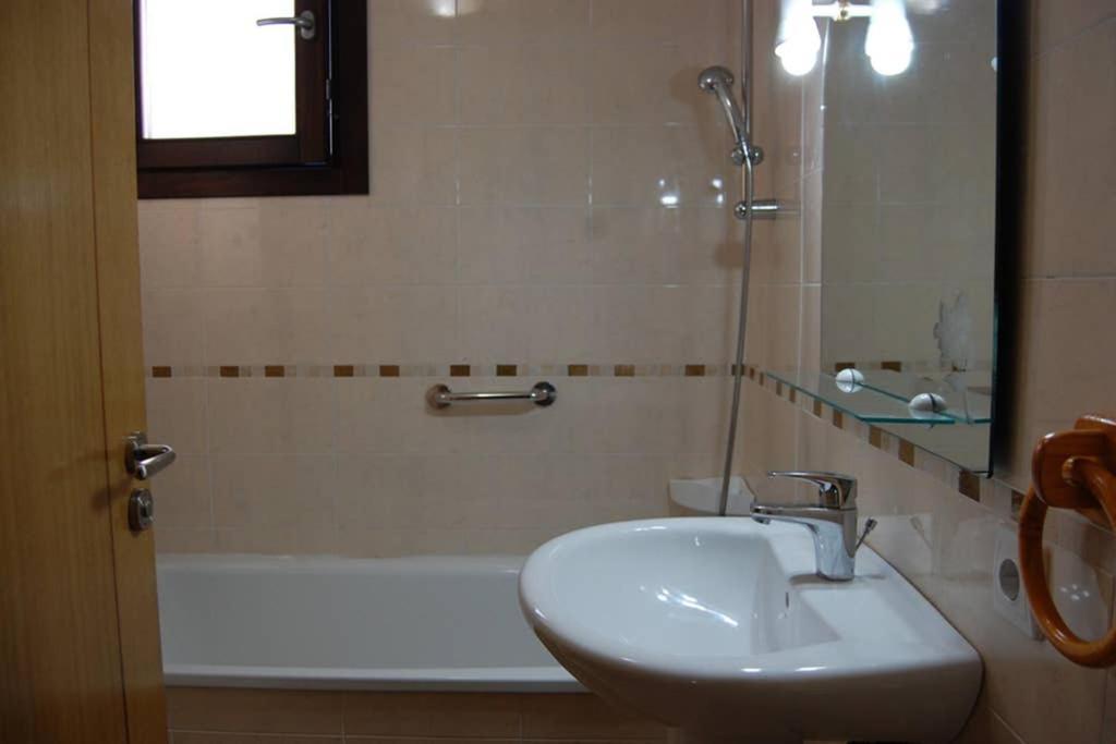 Apartamento Italia Colombres Ideal Familias ภายนอก รูปภาพ